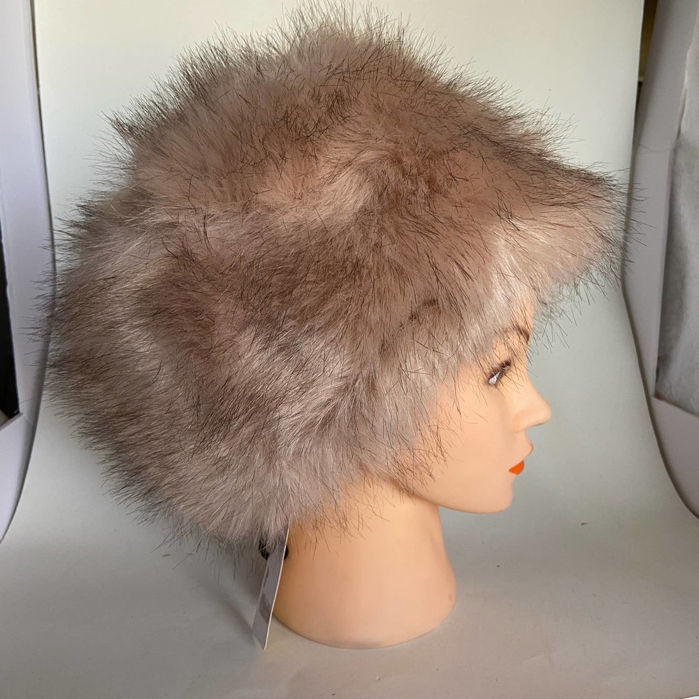 Jeanne Simmons Faux Fur Hat Warm & Fuzzy New with Tags